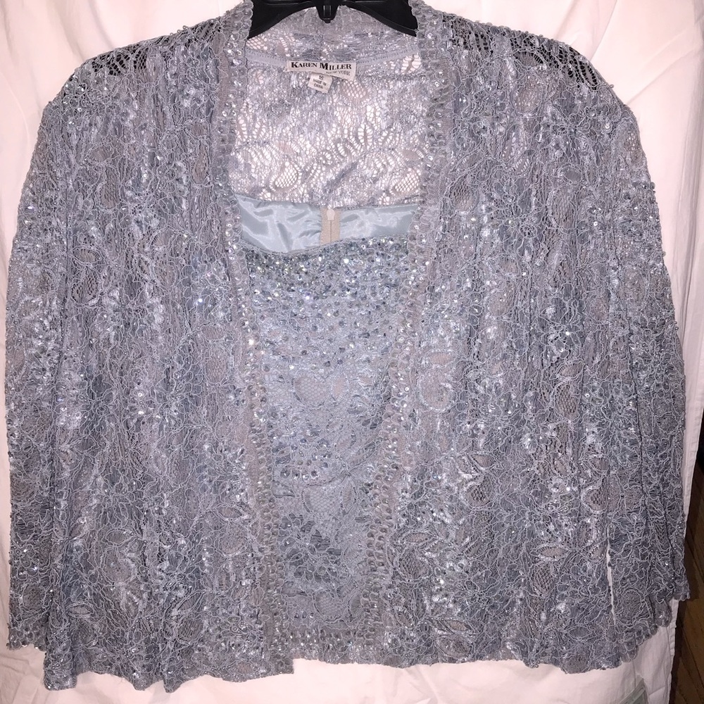 Great condition two piece jacket & tank top beaded